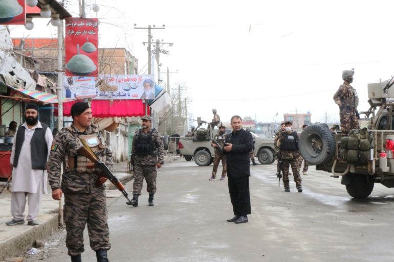 Hindu Temple targeted in attack in Afghan capital- - KABUL, AFGHANISTAN - MARCH 25: Afghan security forces inspect the scene of an attack at a temple for Afghanistan's Hindu and Sikh minority in Kabul, Afghanistan on March 25, 2020.
