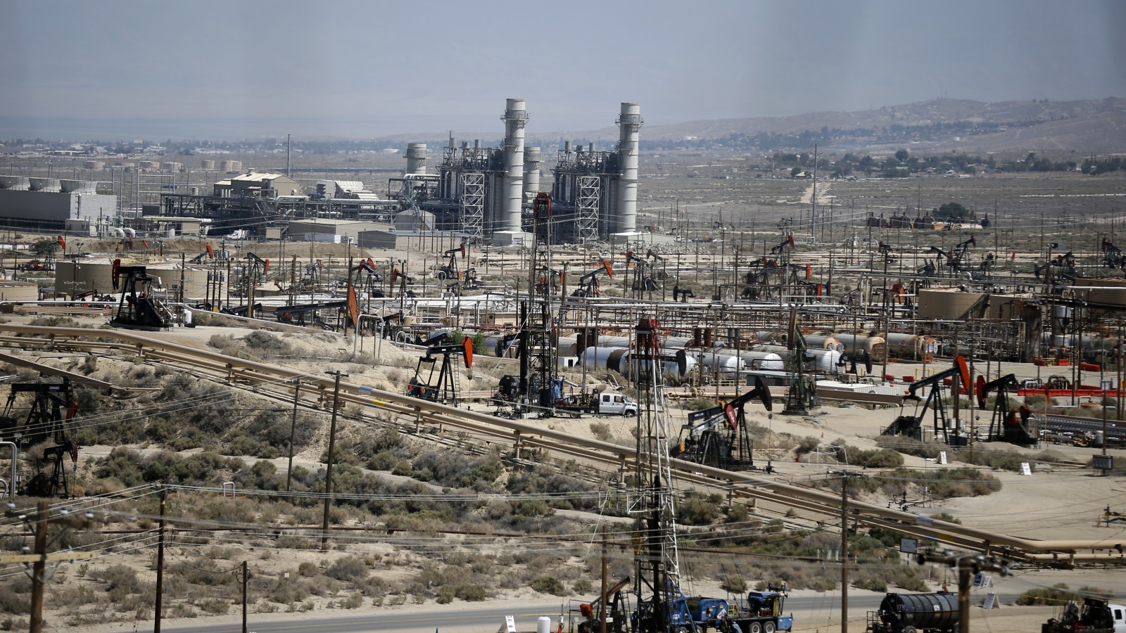 حقل ميدواي سنسيت النفطي في كاليفورنيا، الولايات المتحدة  (رويترز)
