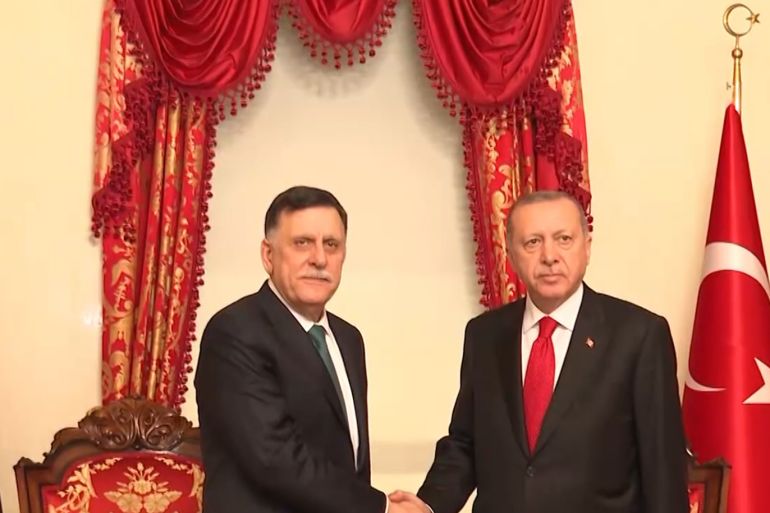 الرئيس التركي يتهم مصر والإمارات بالوقوف خلف ما يحدث بليبيا