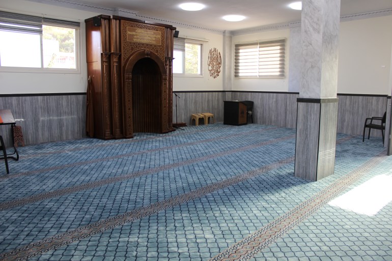 11-مسجد القعقاع في حي عين اللوزة ببلدة سلوان(الجزيرة نت)
