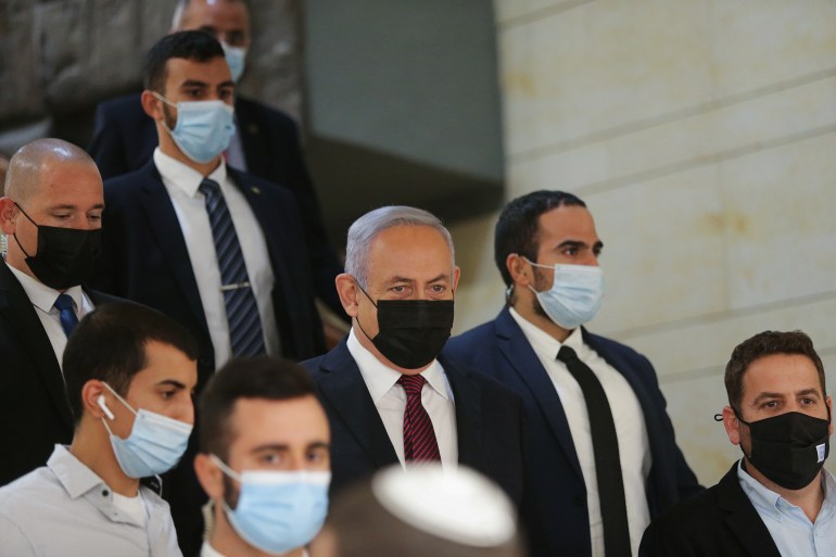 Knesset holds preliminary vote to dissolve parliament