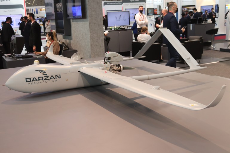 الطائرة الاستطلاعية برزان ضمن المعدات المشاركة في معرض ميليبول قطر