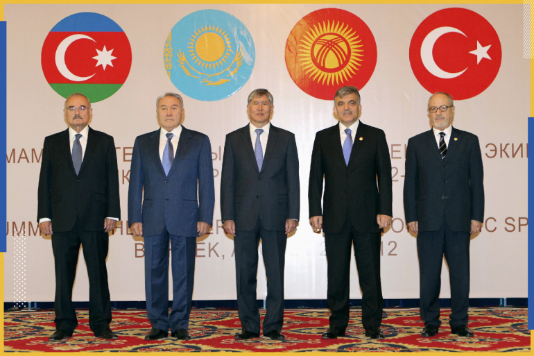 (L-R) Azerbaijani Prime Minister Artur Rasizade, Kazakh President Nursultan Nazarbayev, Kyrgyz President Almazbek Atambayev, Turkish President Abdullah Gul and Secretary General of the Cooperation Council of Turkic-Speaking Countries Khalil Akyndzhi pose for a picture during their summit at the Ala-Archa state residence outside Bishkek, August 23, 2012. REUTERS/Vladimir Pirogov (KYRGYZSTAN - Tags: POLITICS PORTRAIT)