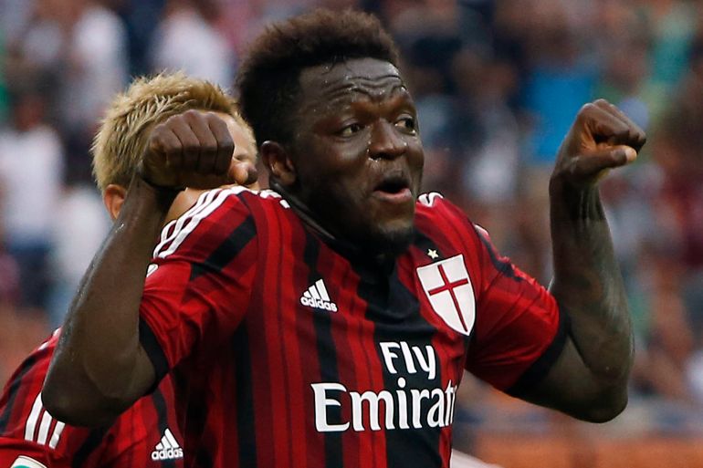 AC Milan's Muntari celebrates after scoring a goal against Lazio during their Italian Serie A soccer match in Milan AC Milan's Sulley Muntari celebrates after scoring a goal against Lazio during their Italian Serie A soccer match at the San Siro stadium in Milan August 31, 2014. REUTERS/Alessandro Garofalo (ITALY - Tags: SPORT SOCCER TPX IMAGES OF THE DAY)