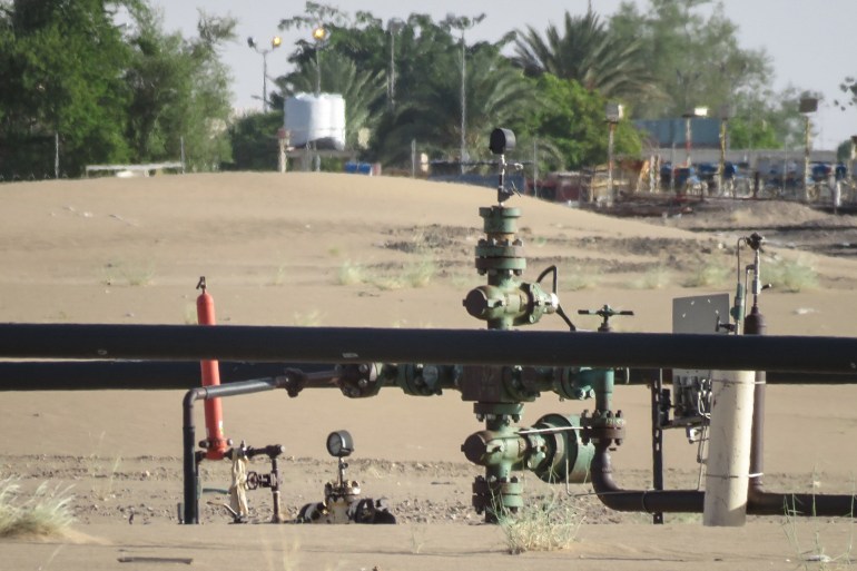 أجهزة ضخ النفط المسروق في صافر - صورة لصالح تحقيق سرقة نفط اليمن
