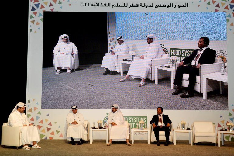 مسؤولون يؤكدون أن الحوار الوطني فرصة لمناقشة وتطوير النظام الغذائي في قطر.