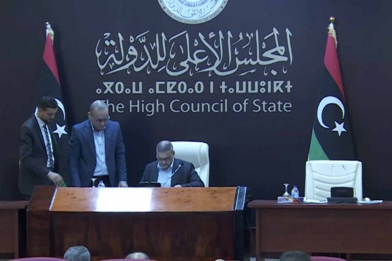 المجلس الأعلى للدولة في ليبيا يقر قانوني الانتخابات الرئاسية والتشريعية