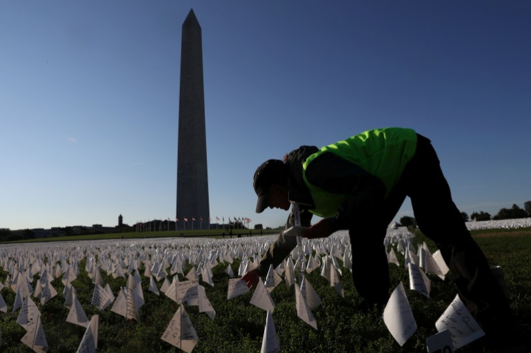 "In America: Remember" a memorial for Americans who died due to COVID-19 in Washington