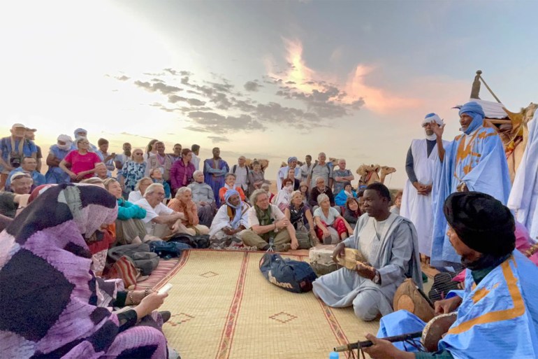 بدون وصف الجزيرة موريتانيا من إيميل سبع رحلات مباشرة من أوروبا ..ما الذي يستهوي السياح الأربيين في موريتانيا؟مادة منجزة، نواشوط بتاريخ 2022/1/31