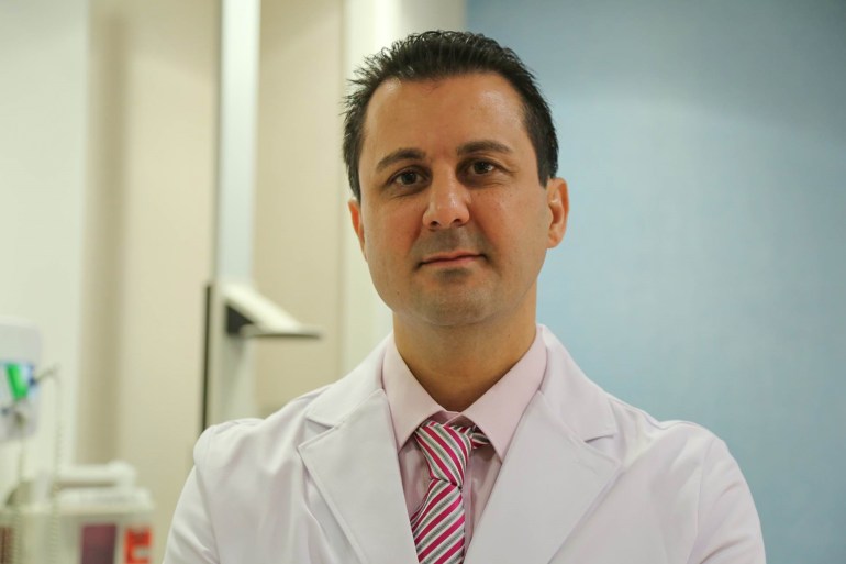 د محمد عطا حندوس-رحال، طبيب استشاري اول طب الأطفال العام الأكاديمي أستاذ مساعد وايل كورنيل للطب. سدرة للطب في قطر المصدر: سدرة للطب
