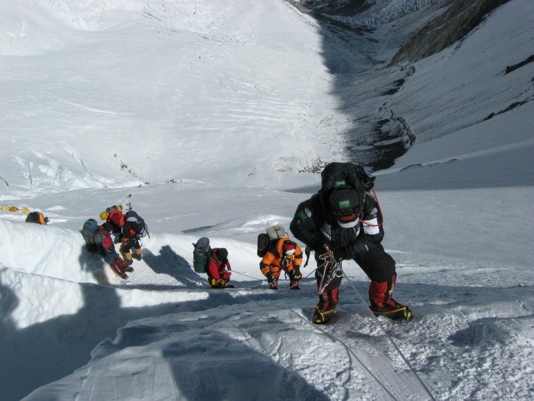 mount-everest-Mount Everest, Mountains, Winter