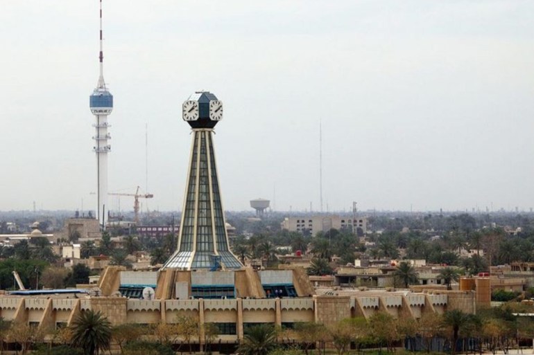 صور لساعة بغداد من زواية أخرى مواقع التواصل