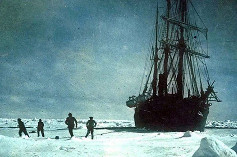 ** للاستخدام الداخلي فقط ** حُوصرت السفينة انديورانس في الجليد البحري لأشهر قبل أن تغرق في الأعماق عام 1915 (غيتي)