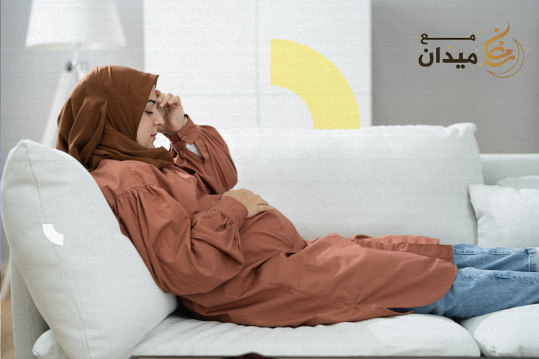 المرأة الحامل في رمضان.. هل تصوم أم لا؟
