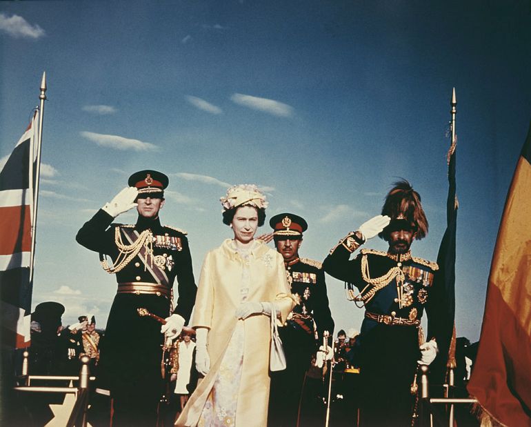 Queen Elizabeth II and Prince Philip with Emperor Haile Selassie I of Ethiopia (1892 - 1975) upon their arrival in Addis Ababa, during a State Visit to Ethiopia, February 1965. (Photo by Keystone/Hulton Archive/Getty Images)