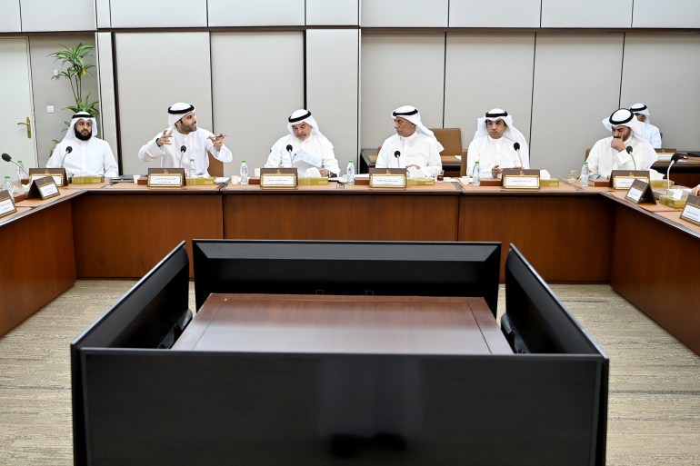 اللجنة المالية البرلمانية أقرت قانون شراء القروض المصدر الصحافة الكويتية