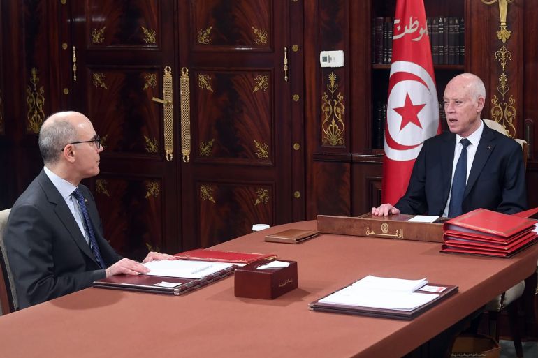 الرئيس التونس مع وزير خارجيته الجديد المصدر: Présidence Tunisie رئاسة الجمهورية التونسية