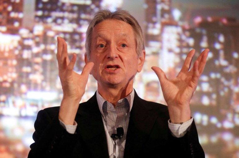 FILE PHOTO: Artificial intelligence pioneer Geoffrey Hinton speaks at the Thomson Reuters Financial and Risk Summit in Toronto, December 4, 2017. REUTERS/Mark Blinch/File Photo