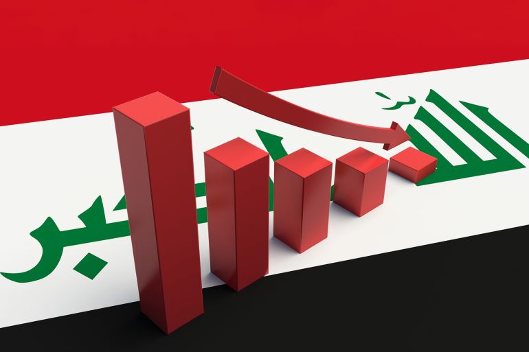 تباطؤ نمو الاقتصاد العراقي Arrow pointing down on a Iraq Flag. 3D illustration