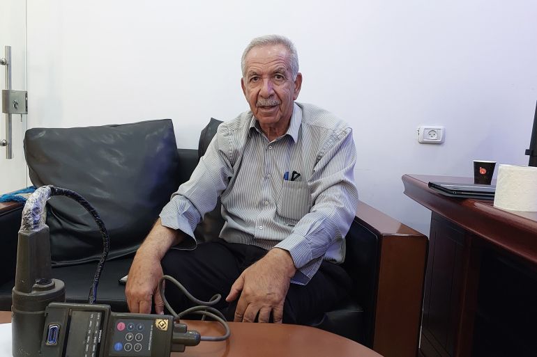 فلسطين-الخليل- خبير المياه الدكتور يوسف عمرو -عوض الرجوب-26 يوليو 2023 (الجزيرة نت)