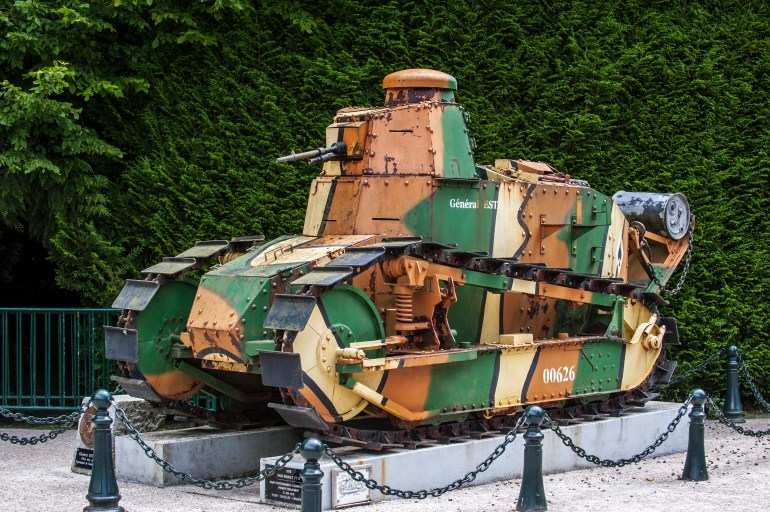 The French light tank Renault FT 17, first World War One armoured tank with a fully rotating turret, Compiegne, France. (Photo by: Arterra/Universal Images Group via Getty Images)
