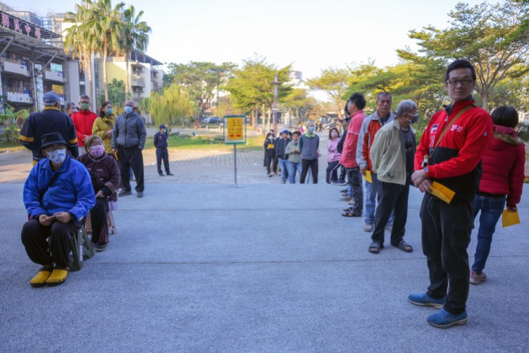 TAINAN, TAIWAN - JANUARY 13: Voters line up to cast their ballots in the presidential election on January 13, 2024 in Tainan, Taiwan. Taiwan will vote in a general election on Jan. 13 that will have direct implications for cross-strait relations. (Photo by Annabelle Chih/Getty Images)