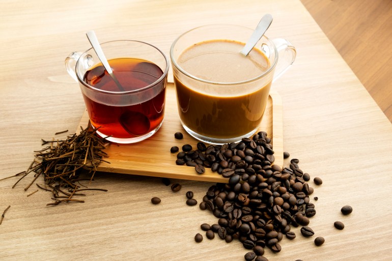 كيف يؤثر الكافيين في القهوة والشاي على الإنسولين وسكر الدم؟