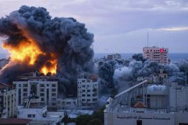 القصف الجوي الإسرائيلي&nbsp;لغزة يتواصل مخلفا المزيد من الشهداء والجرحى (أسوشيتد برس)