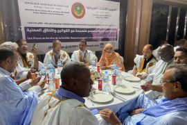من عشاء نظمته وزارة الثقافة الموريتانية للصحفيين بمناسبة اليوم العالمي لحرية الصحافة (الجزيرة)