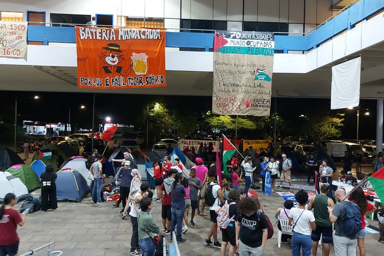 صور اعتصام طلاب جامعة ساوباولو الفدرالية