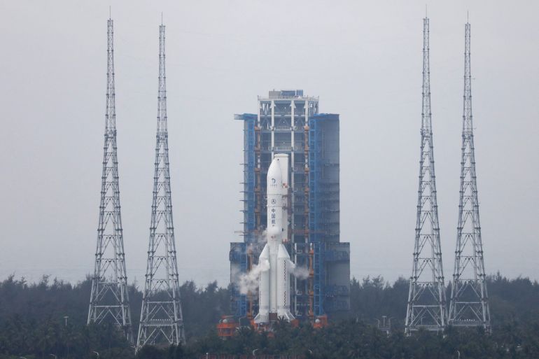 The Chang'e 6 lunar probe and the Long March-5 Y8 carrier rocket combination sit atop the launch pad at the Wenchang Space Launch Site in Hainan province, China May 3, 2024. REUTERS/Eduardo Baptista/File Photo Purchase Licensing RightsThe Chang'e 6 lunar probe and the Long March-5 Y8 carrier rocket combination sit atop the launch pad at the Wenchang Space Launch Site in Hainan province, China May 3, 2024. REUTERS/Eduardo Baptista/File Photo Purchase Licensing Rights